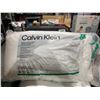 Image 1 : Calvin Klein Premium Luxury Pillows King Size lot of 2