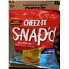 Image 2 : Cheese-It Snap'd Cheddar, Sour Cream & Onion Crispers 6x62g