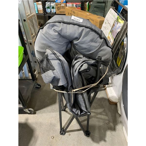 Oversized Folding Camping Chair - Missing Screw as shown in photo