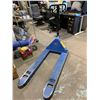 Image 1 : 5500Lb Blue Warehouse Pallet Jack