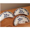 Image 1 : 3 "Blue Meissen" Fishbone Plates