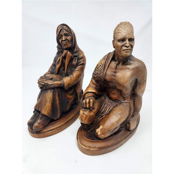 2 Vintage scalptures