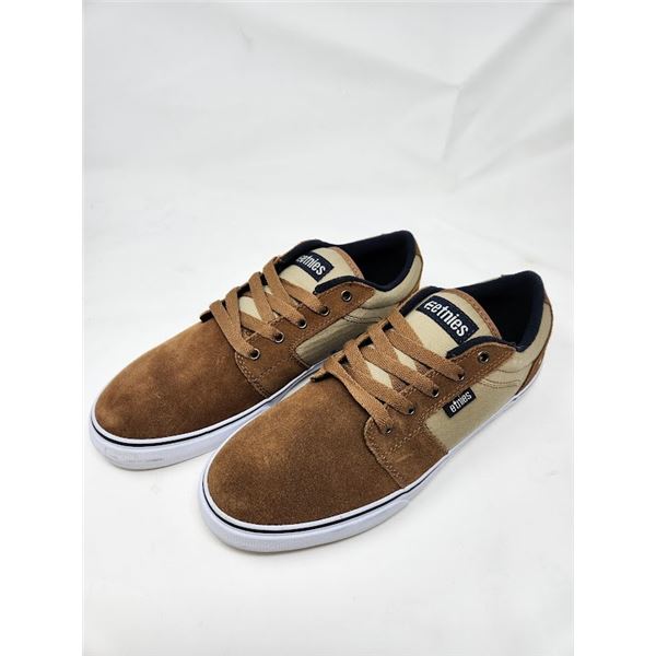 Etnies skateboard shoes