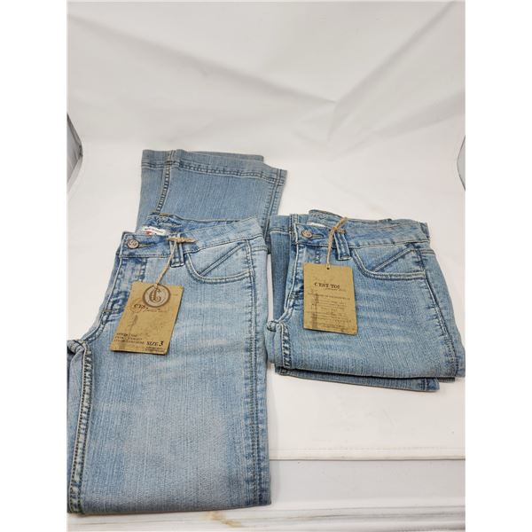 2 Pairs of jeans