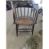 Image 1 : Wood Vintage Railway Chair