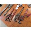 Image 4 : 2 Aluminum Pipe Wrenches 24'' + 18'' , 5 
