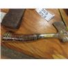 Image 2 : 3 Axes, East Wing Hatchet, Branch Cutter