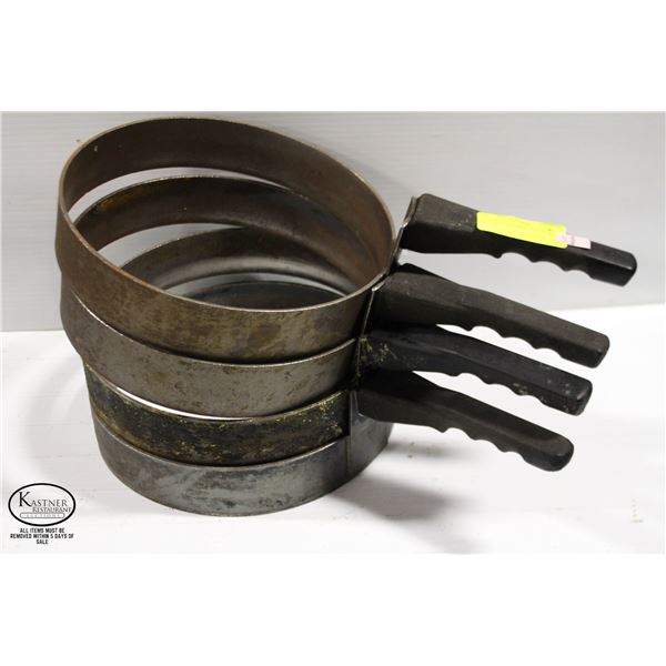 LOT OF 5 CAST IRON OMELET RINGS