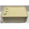 Image 1 : LOT OF 20 22"X16" FIBERGLASS SERVICE TRAYS