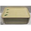 Image 1 : LOT OF 20 22"X16" FIBERGLASS SERVICE TRAYS