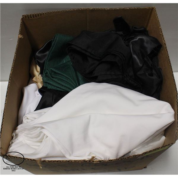 LARGE BOX OF VARIOUS COLOUR TABLECLOTHS: WHITE,
