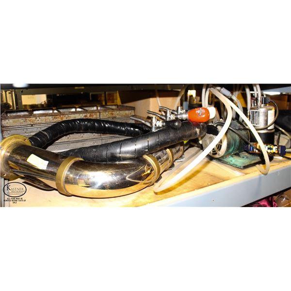 CHROME 3-HEAD BAR TAP