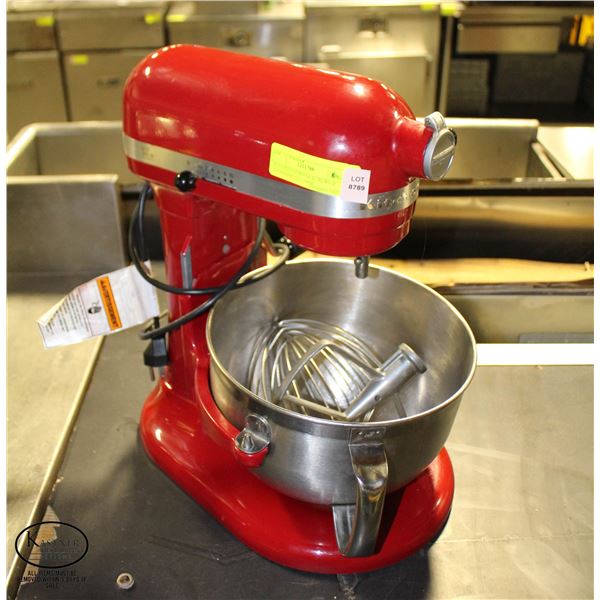 KITCHENAID MIXER W/ BOWL & ATTACHMENTS - 590W