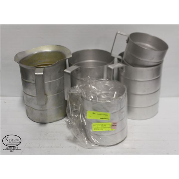 GROUP OF 4 ALUMINUM BAKER'S MEASURE CUPS