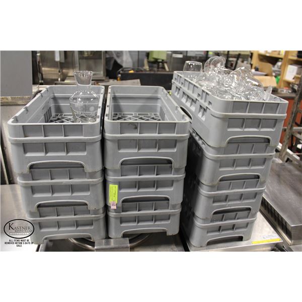LOT OF 17 HALF SIZE CAMBRO POLY DISHWASHER RACKS