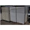 Image 1 : LOT OF 7 UPRIGHT FILING CABINETS