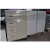 Image 2 : LOT OF 7 UPRIGHT FILING CABINETS
