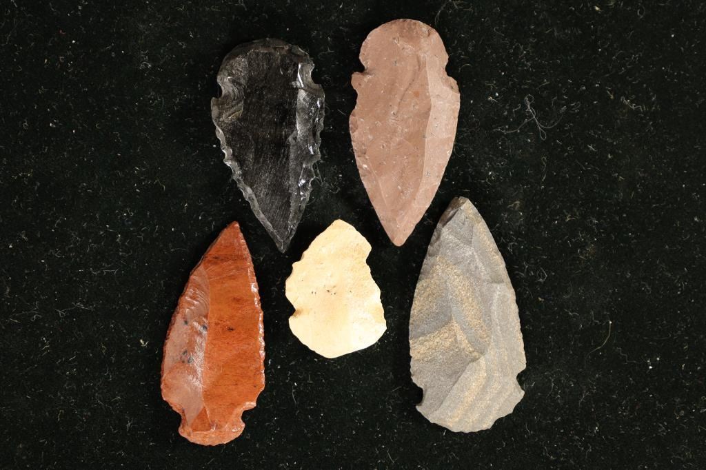 Arrowhead Color 5 ARROWHEADS: ALL DIFFERENT COLORS