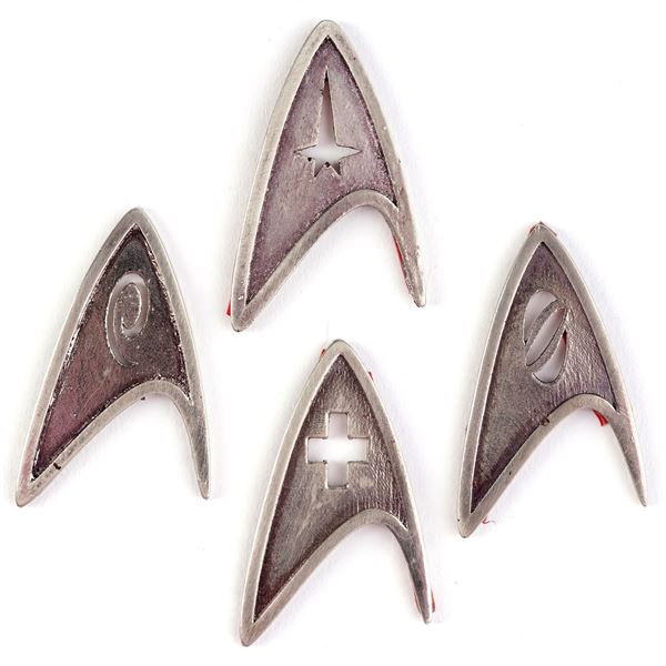 Lot #1211: STAR TREK (2009) - Set of Starfleet Insignia Badges