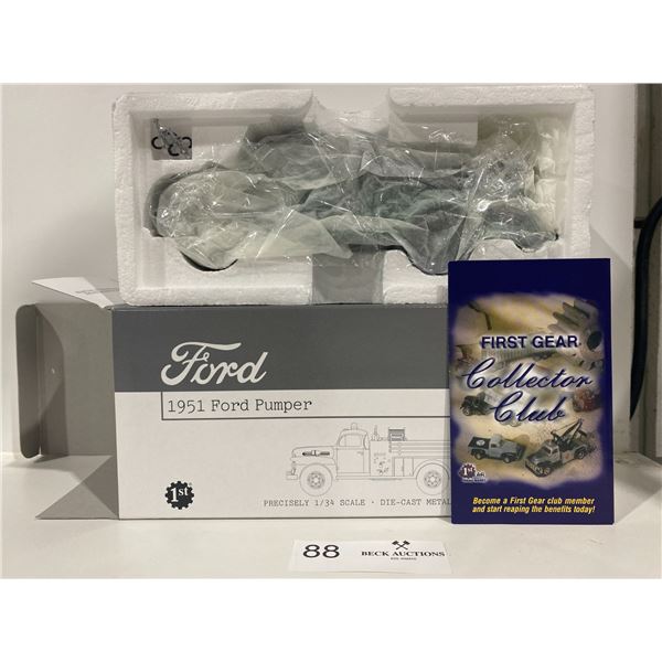 1951 Ford Pumper Die-Cast 1/34 Scale