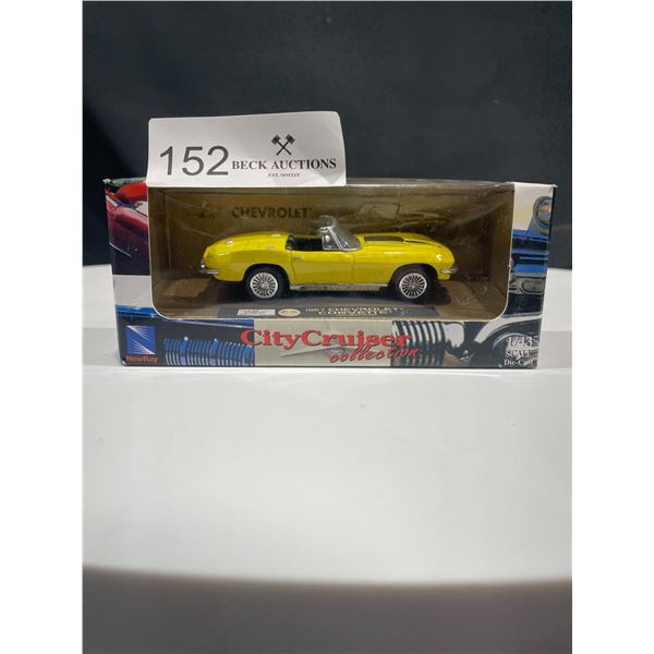 NewRay Corvette City Cruiser Die-Cast Replica 1:43 Scale