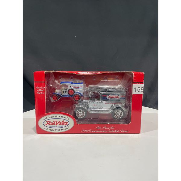 True Value 1913 Model T Die-Cast Replica 1:43 Scale