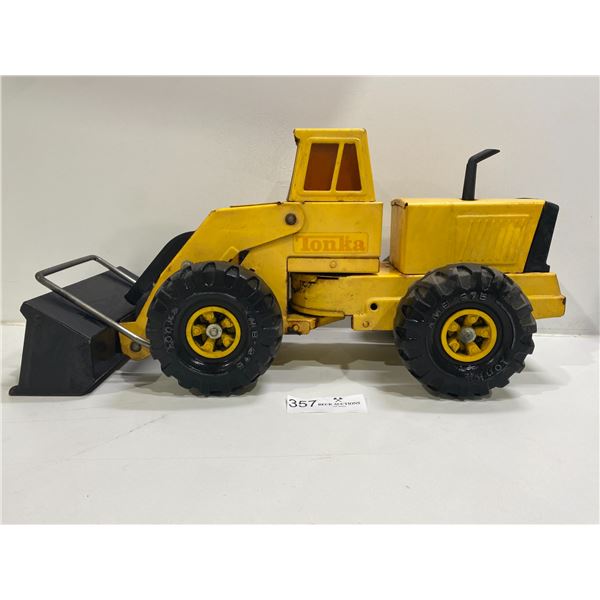 Tonka Die-Cast Model Tractor
