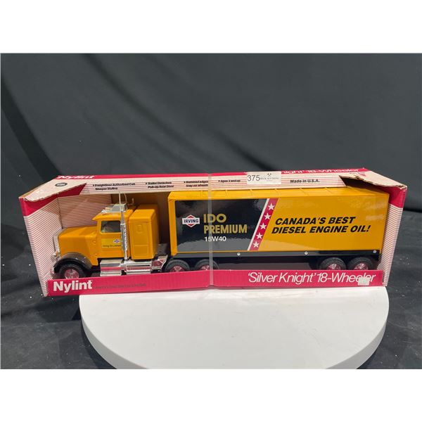 Silver kinght 18 Wheeler "Canada's Best Deisel Engine oil"