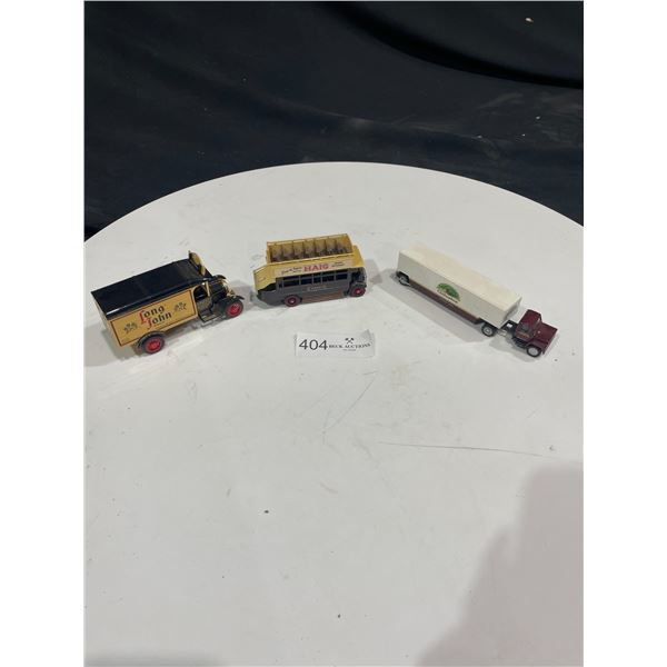 Collection of 3 Die-Cast Vintage Vehicles
