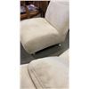 Image 2 : PLUTO OUTBACK WHITE MICROFIBRE CHAIR