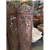 Image 2 : 4 PANEL CARVED WOOD ROOM DIVIDER