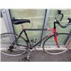 Image 3 : RED AND BLACK FUJI BIKE