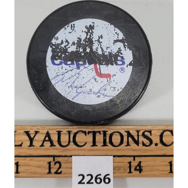 SIGNED WASHINGTON CAPITALS HOCKEY PUCK