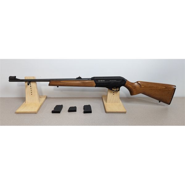 CZ MODEL 512 IN .22 WMR