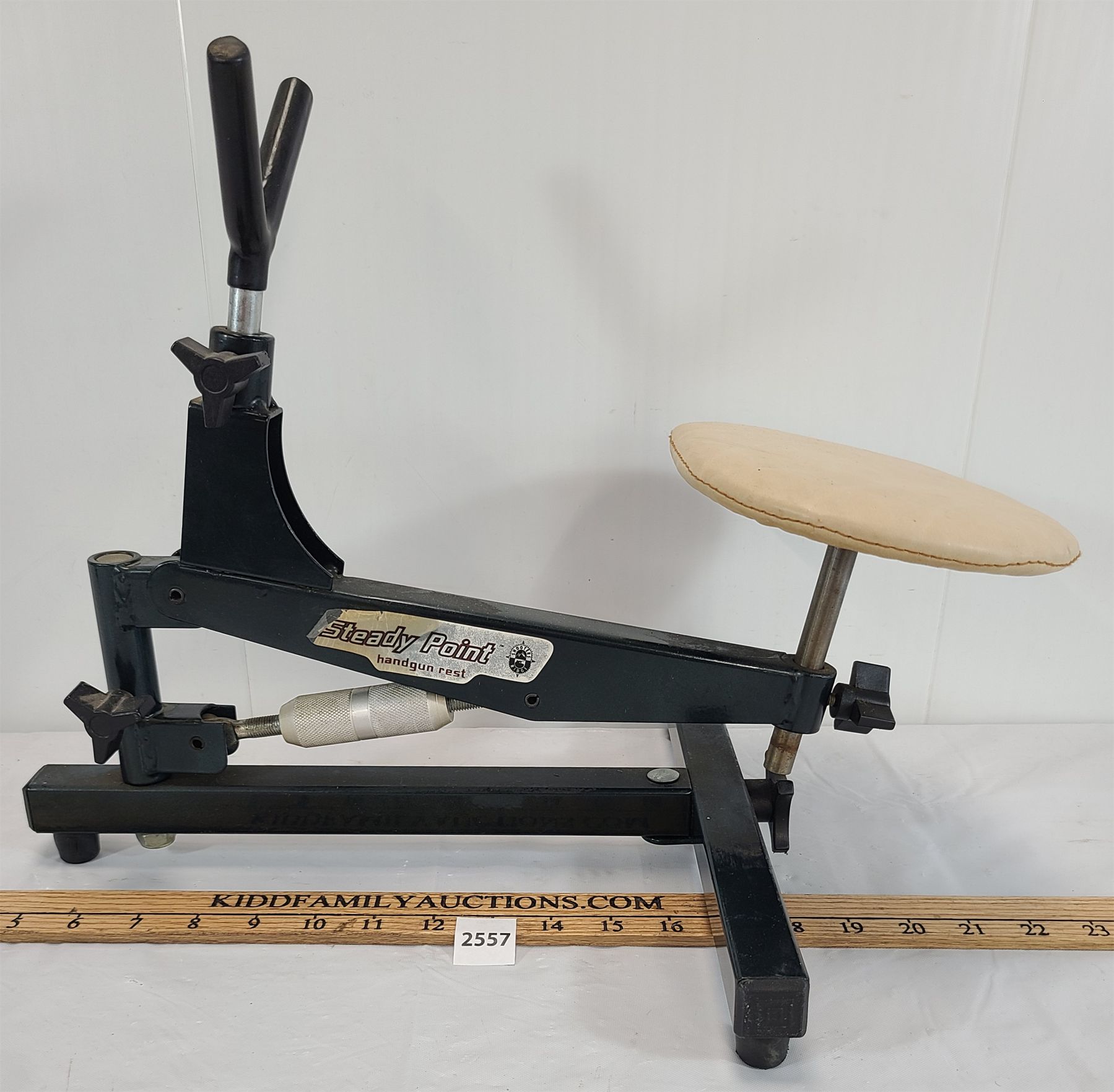 STEADY POINT HANDGUN BENCH REST