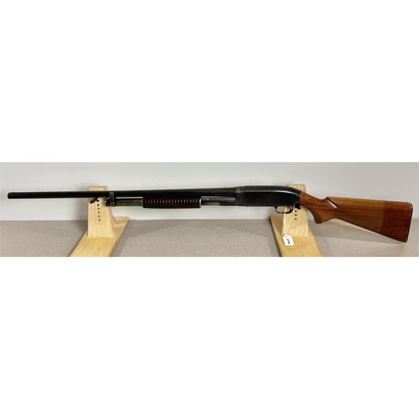 WINCHESTER MODEL 12 IN 12 GA