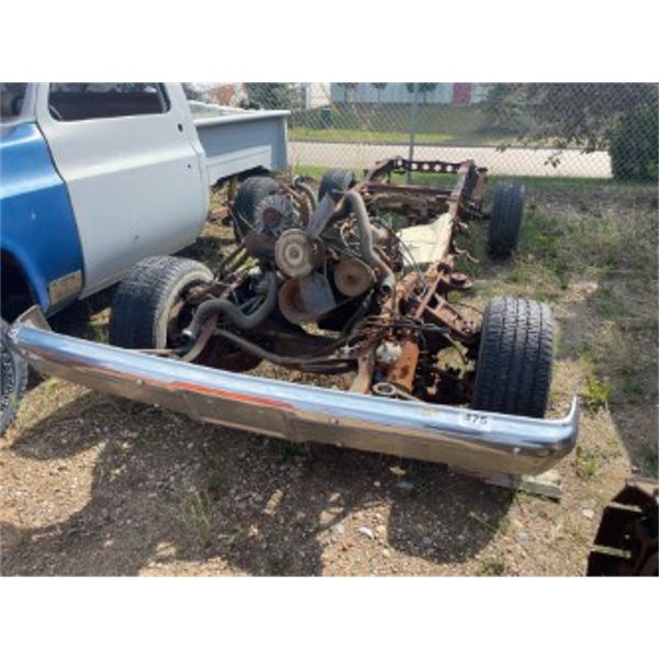 NO RESERVE CHEVROLET SQUARE BODY FRAME WITH 350 V8