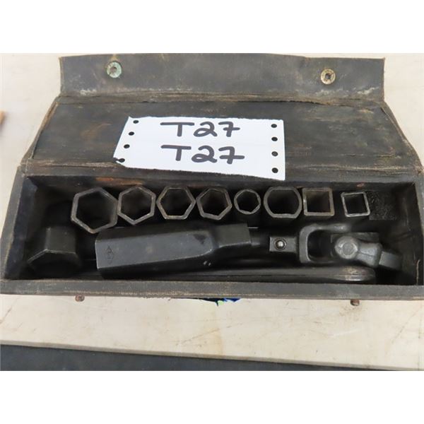 Early Antique Socket Wrench Set; No. 30 Frank Mossberg Co. - Set Looks 