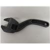 Image 2 : 4 Antique CURVED Wrenches.  Size 6, 8, 10 + 12 ". The outside 2 are made in
