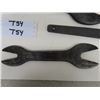 Image 2 : 4 Antique Alligator Wrenches; 18 + 16” - made by W & B + 12” has unrecognizable 