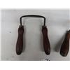 Image 2 : 2 Antique Vintage Curved Draw Knives: (1) inshave curved draw knife. It has 