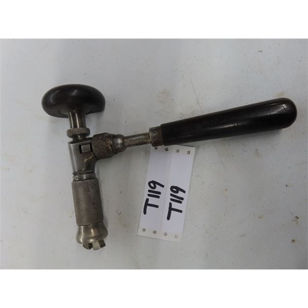  Antique Vintage No.982 ratcheting corner hand brace tool. Made by Stanley, 