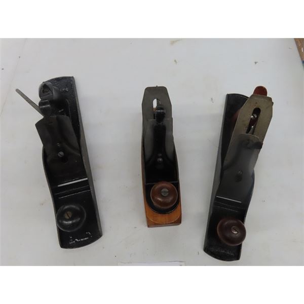 A lot of 3 Antique Vintage Woodworker’s Planes; (1) Stanley Bailey No. 50 ½ - 15” 
