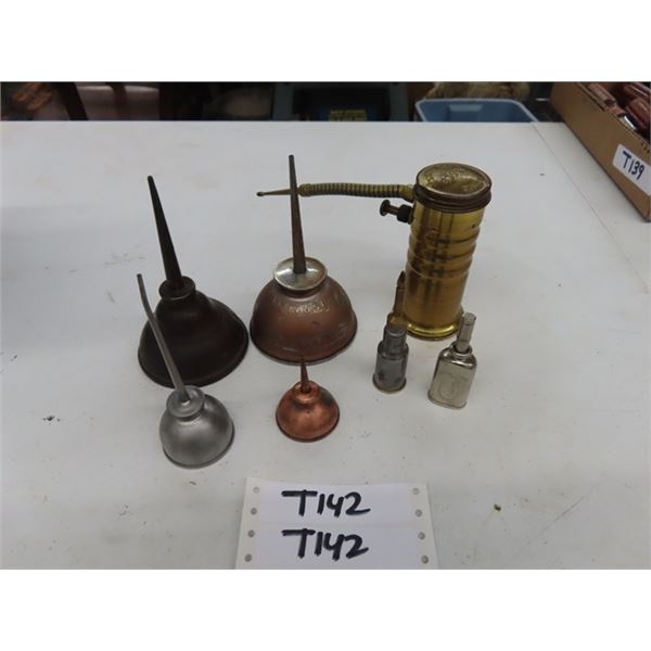 A lot of 7 Vintage Antique Oil Cans Thumb Pump Oilers: Tall brass is an Eagle, 