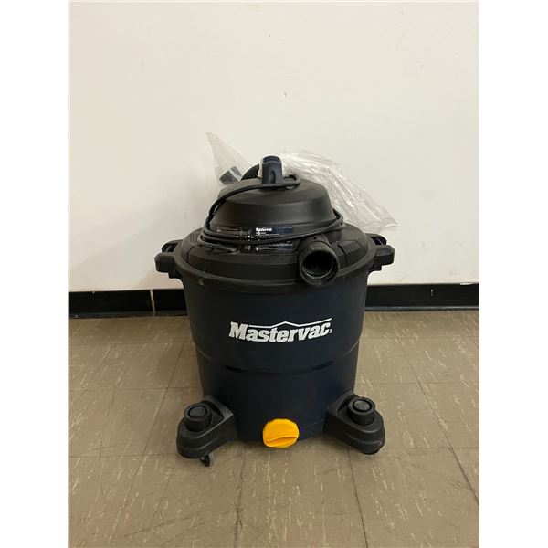 Mastercraft 10 gallon wetdry vacuum. Used. See photos for details