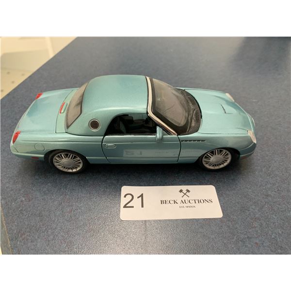 1/25 Scale Ford Thunderbird Model Car