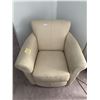 Image 1 : White Leather-Style Armchair (32.5"H x 34.5"W x 33"D)