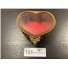 Image 5 : Intricate Heart-Shaped Felt-Lined Jewelry Case