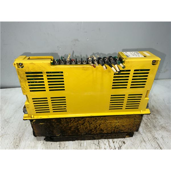 Fanuc #A06B-6090-H004 Servo Amplifier Unit (Very Dirty Base)