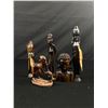 Image 1 : 5 Small Figural Wood Carvings